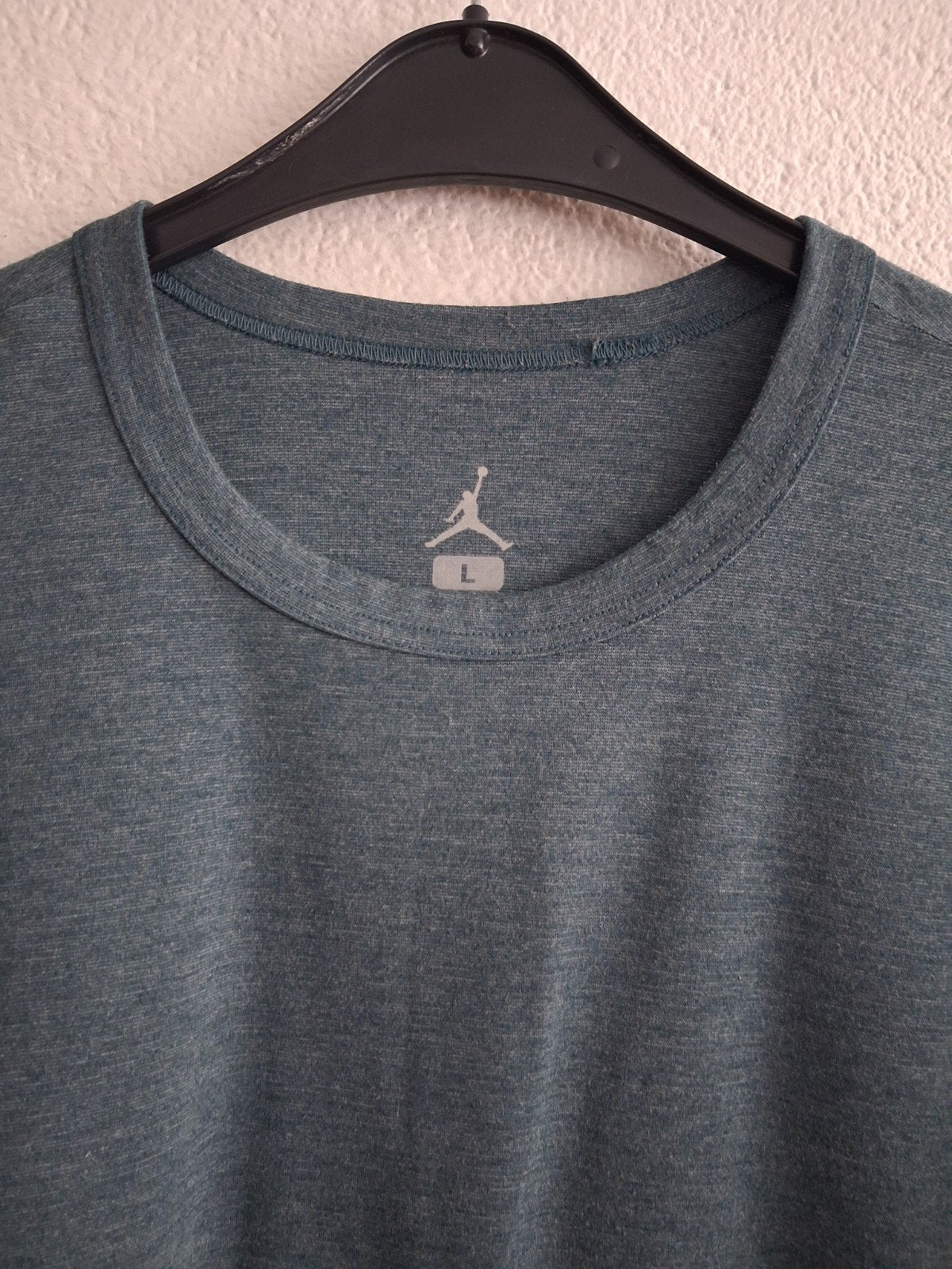 Jordan T-shirt - Maat L - Zo goed als nieuw, Kleding | Heren, T-shirts, Maat 52/54 (L), Blauw, Ophalen of Verzenden, Zo goed als nieuw