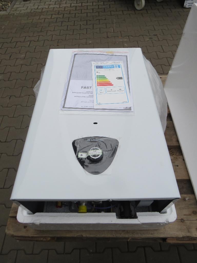Ariston ketel ARISTON FAST EVO B 11 EU aardgas met batterij, Ariston.com, Ariston, Aardgas, Zandhaarweg