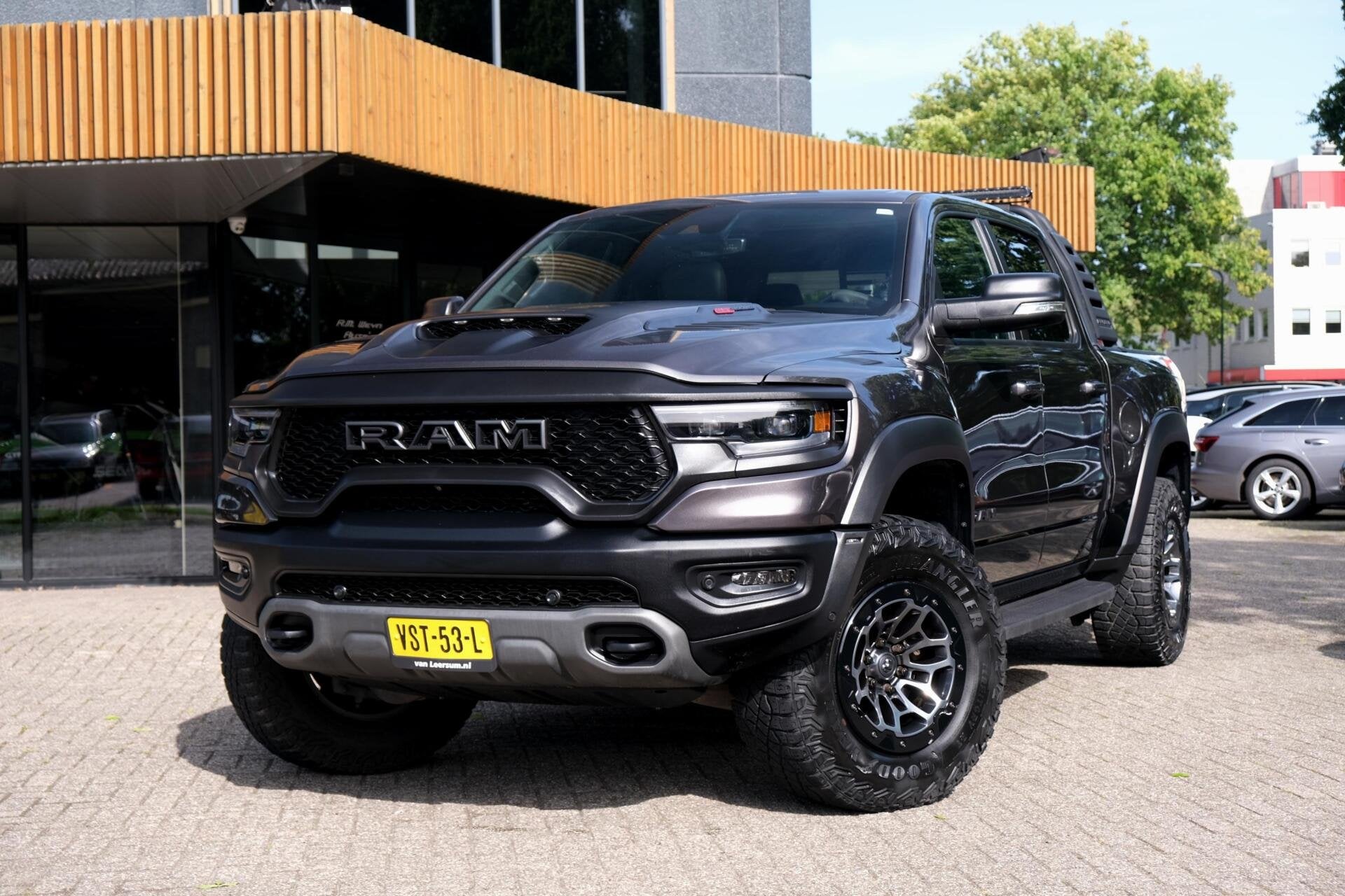 Dodge Ram 1500 4X4 6.2 V8 4x4 Crew Cab TRX|EXCL.BTW|711PK!|P, Auto's, Automaat, 2872 kg, Gebruikt, 711 pk