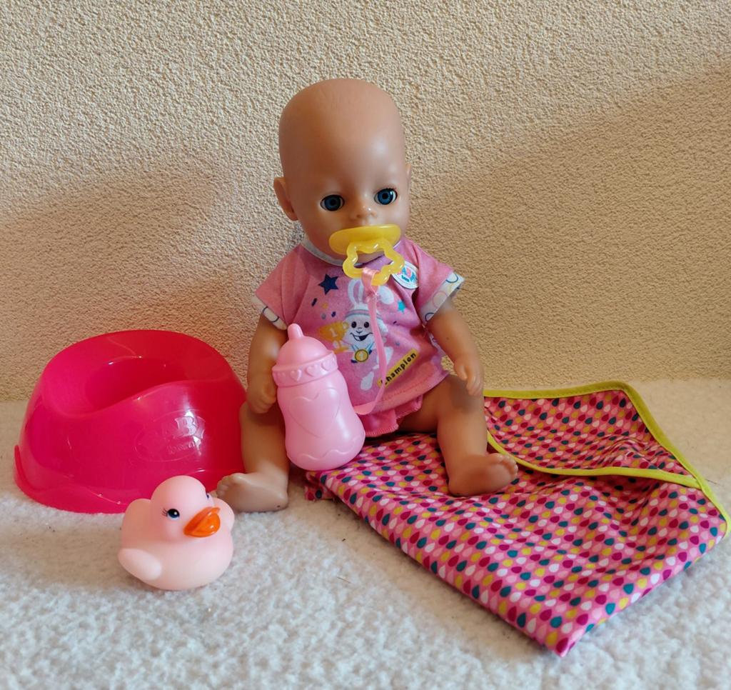 Mooie Kleine Baby Born Meisjes Pop  ❤️ Soft Touch = 32 cm., Kinderen en Baby's, Speelgoed | Poppen, Ophalen of Verzenden, Zo goed als nieuw