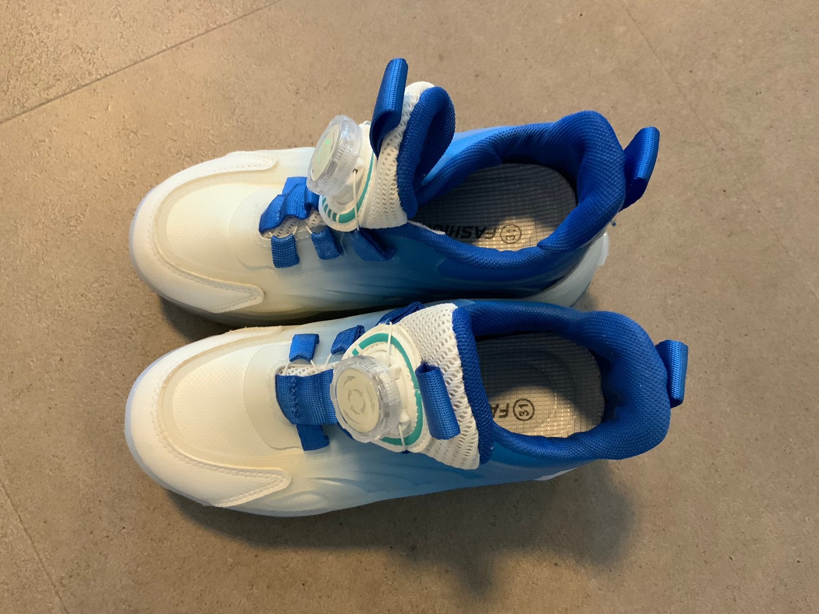 Heelys  maat 33, Ophalen of Verzenden, Zo goed als nieuw, Meisje, Laarzen
