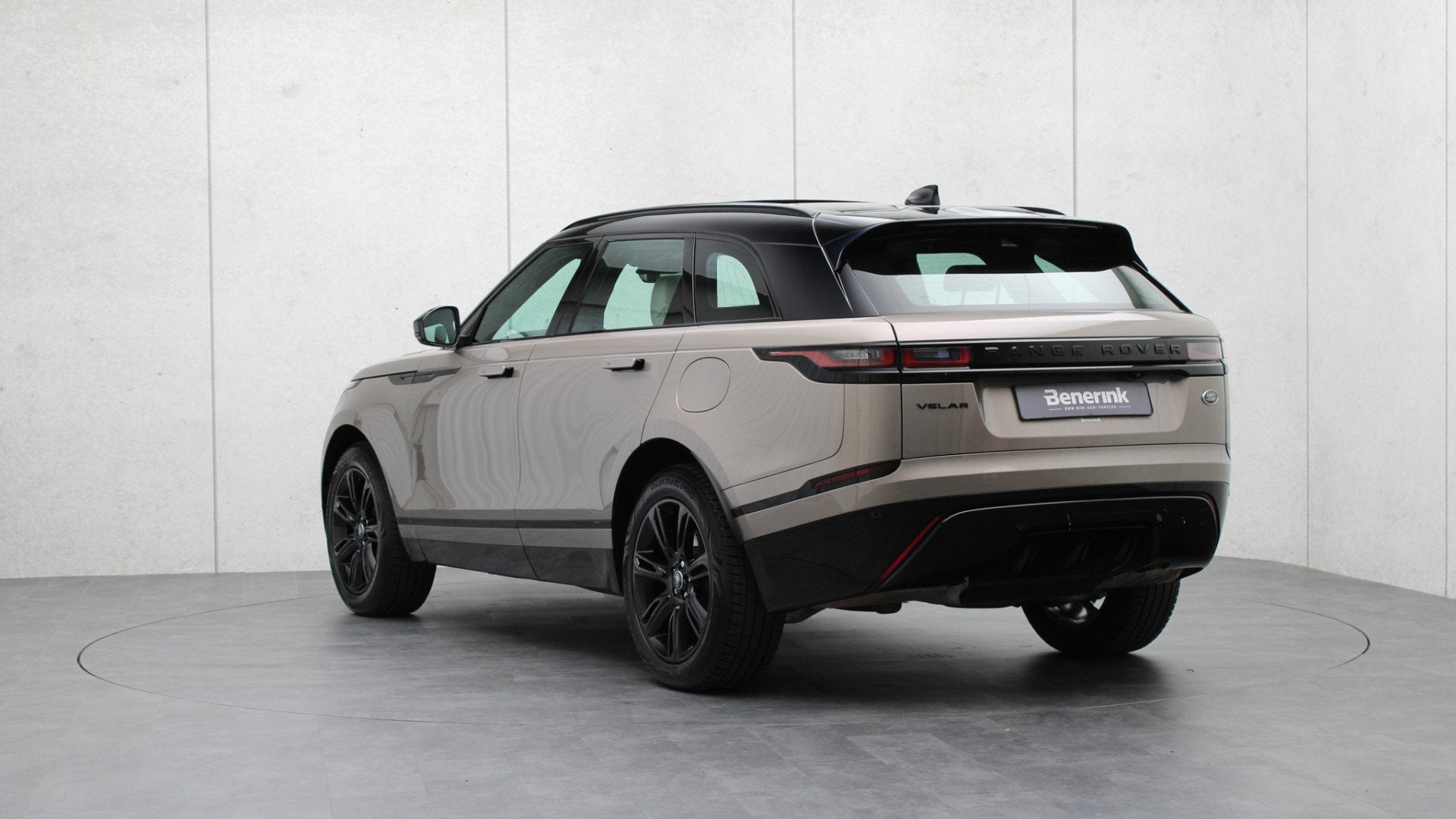 Land Rover Range Rover Velar 2.0 P400e R-Dynamic SE | Stoelv, Auto's, 12 maanden, 4 cilinders, Range Rover Velar, Bedrijf