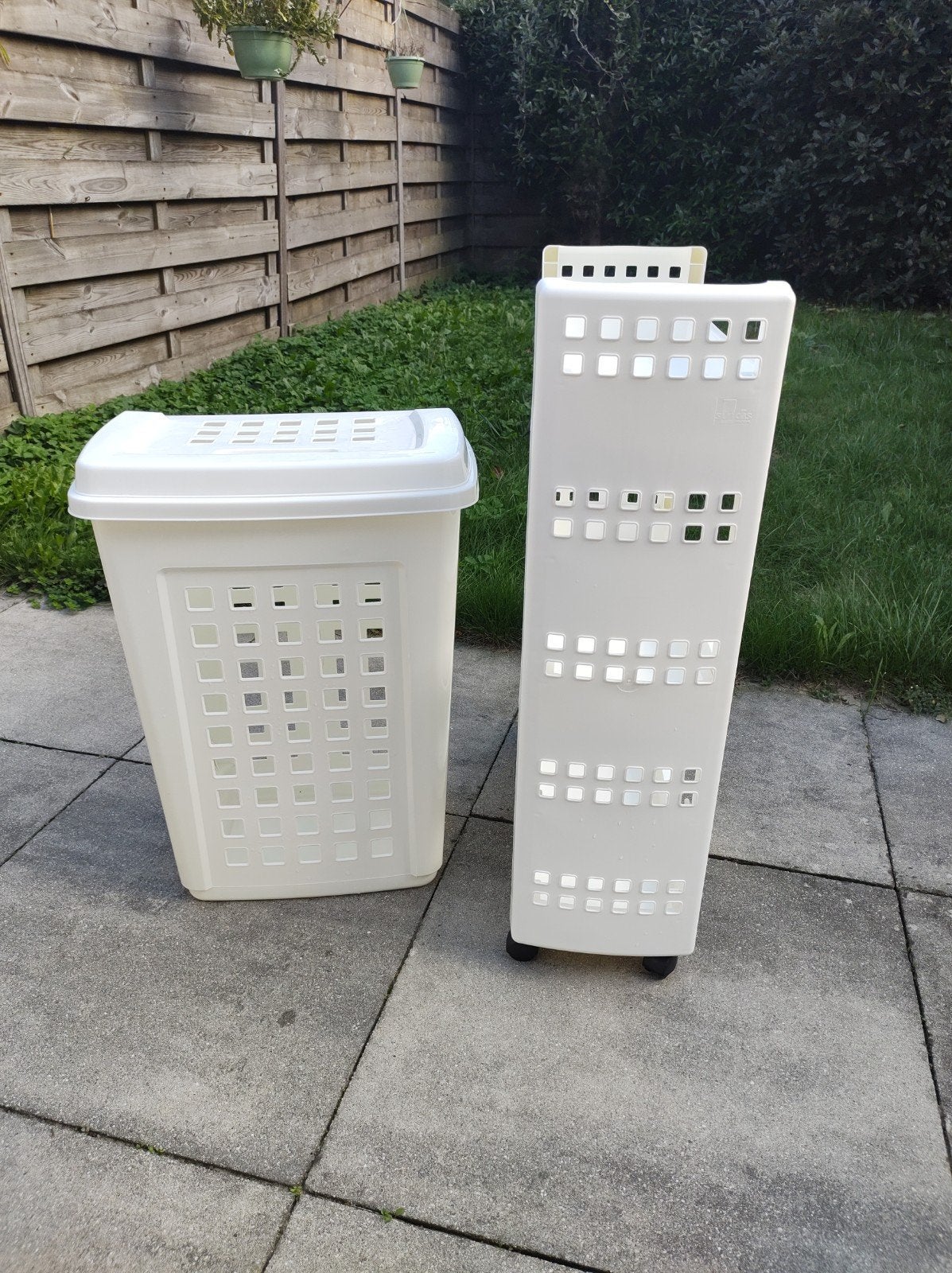 Witte wasmand (60 L) en mobiel opbergkastje op wieltjes, Ophalen, Gebruikt, Wit