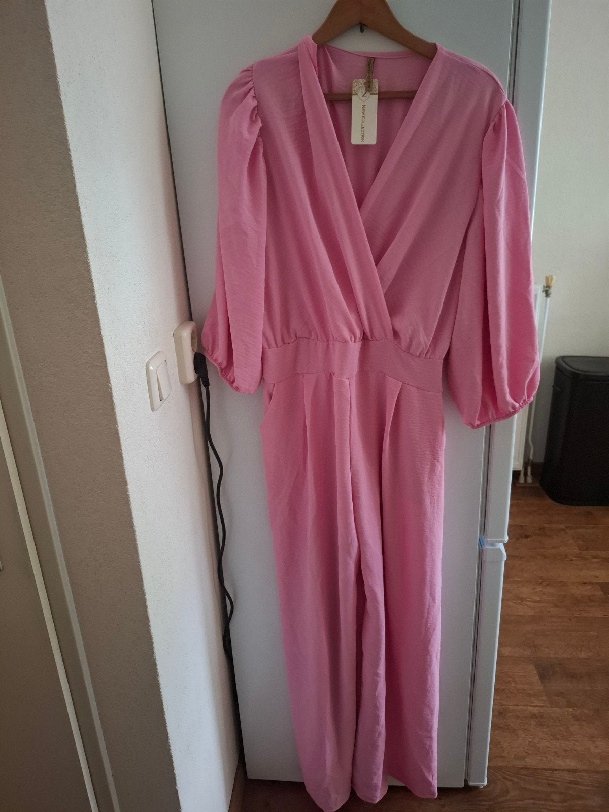 Roze Jumpsuit Overslag Lichtroze Maat 44/46, Ophalen, Maat 46/48 (XL) of groter, Nieuw, Onbekend