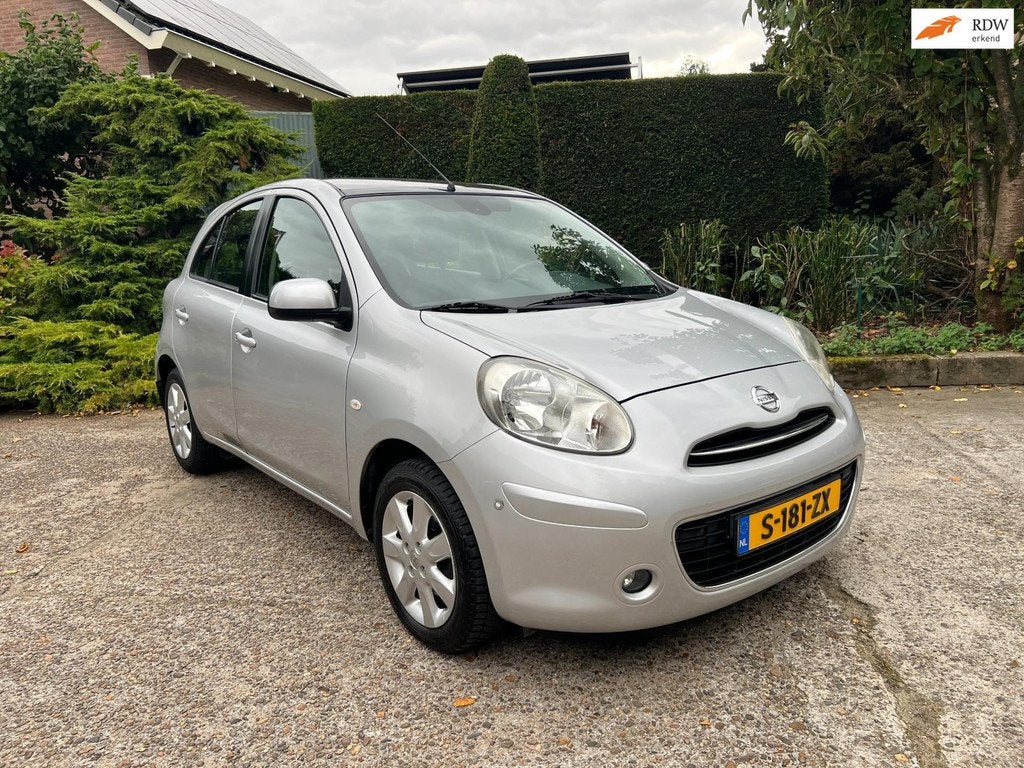 Nissan Micra 1.2 DIG-S Tekna, Keyless, Navi, Pano, PDC, Zeer, Voorwielaandrijving, Euro 5, Stof, 1198 cc