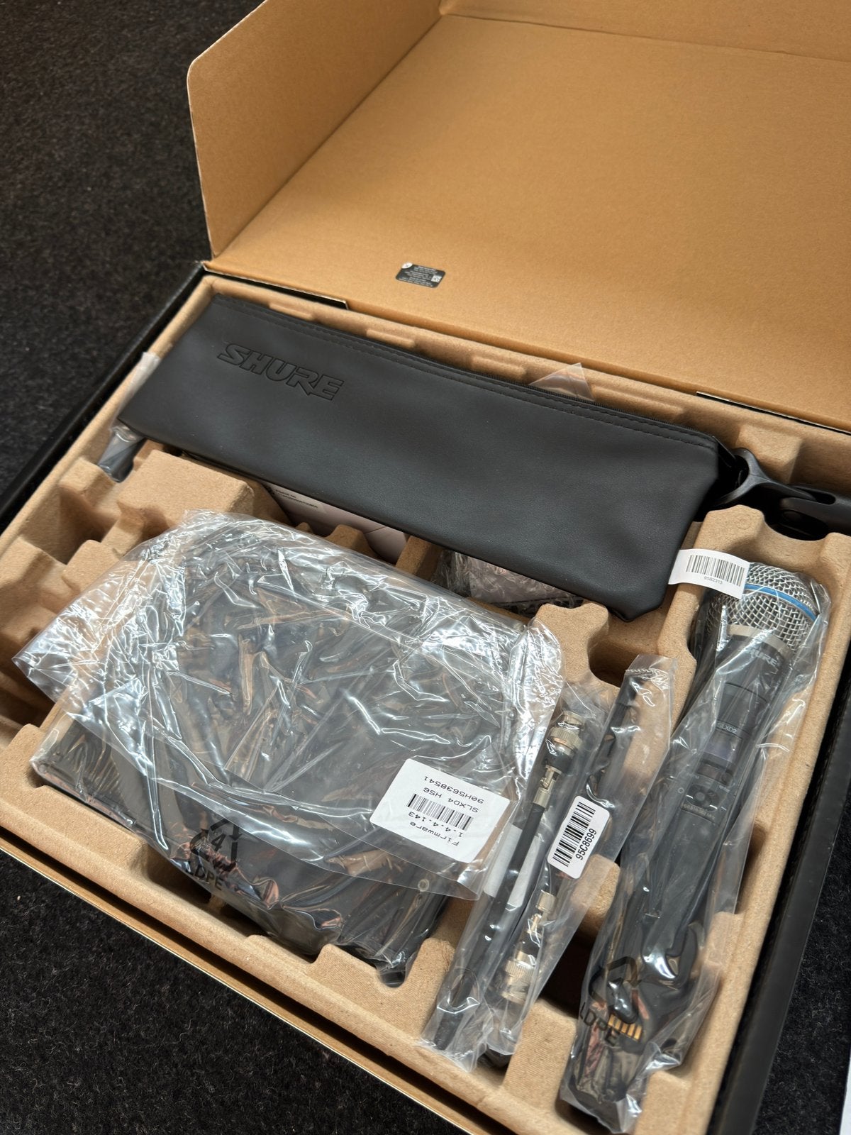 Shure SLX-D met Beta 58A Microfoon ‼️MOET NU WEG‼️, Ophalen, Nieuw, Zangmicrofoon, Draadloos