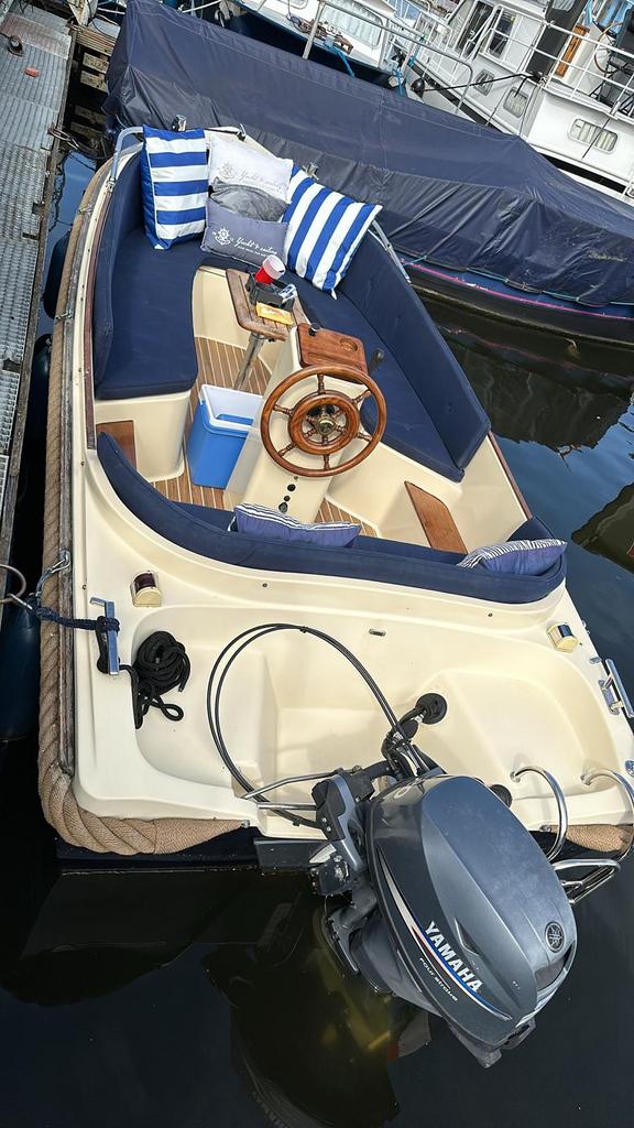 Sloep met ligplaats, 10 tot 30 pk, Ophalen of Verzenden, Zo goed als nieuw, 3 tot 6 meter