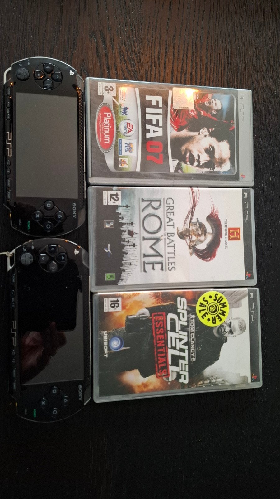 2x psp speler zonder  oplader met 3 spelle, Ophalen