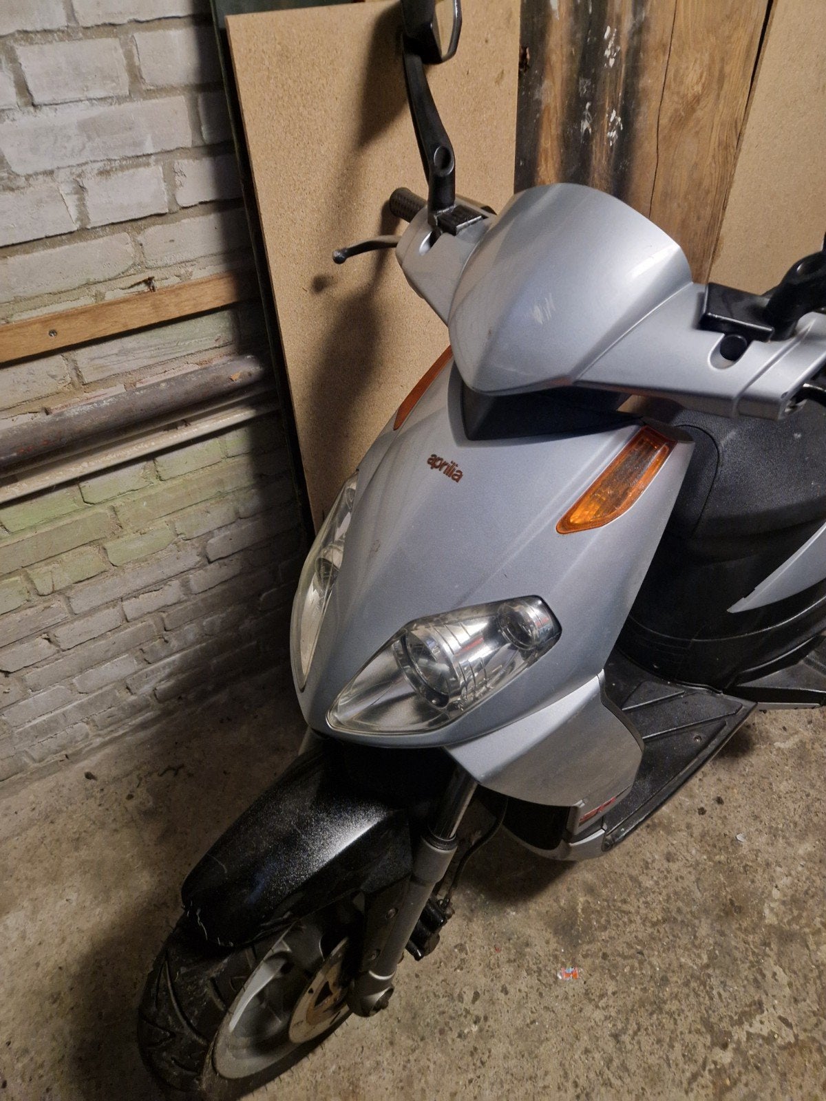 Aprilia/vespa sportcity 4t 2v geen kenteken + grote beurt, Ophalen of Verzenden, Benzine, Overige modellen