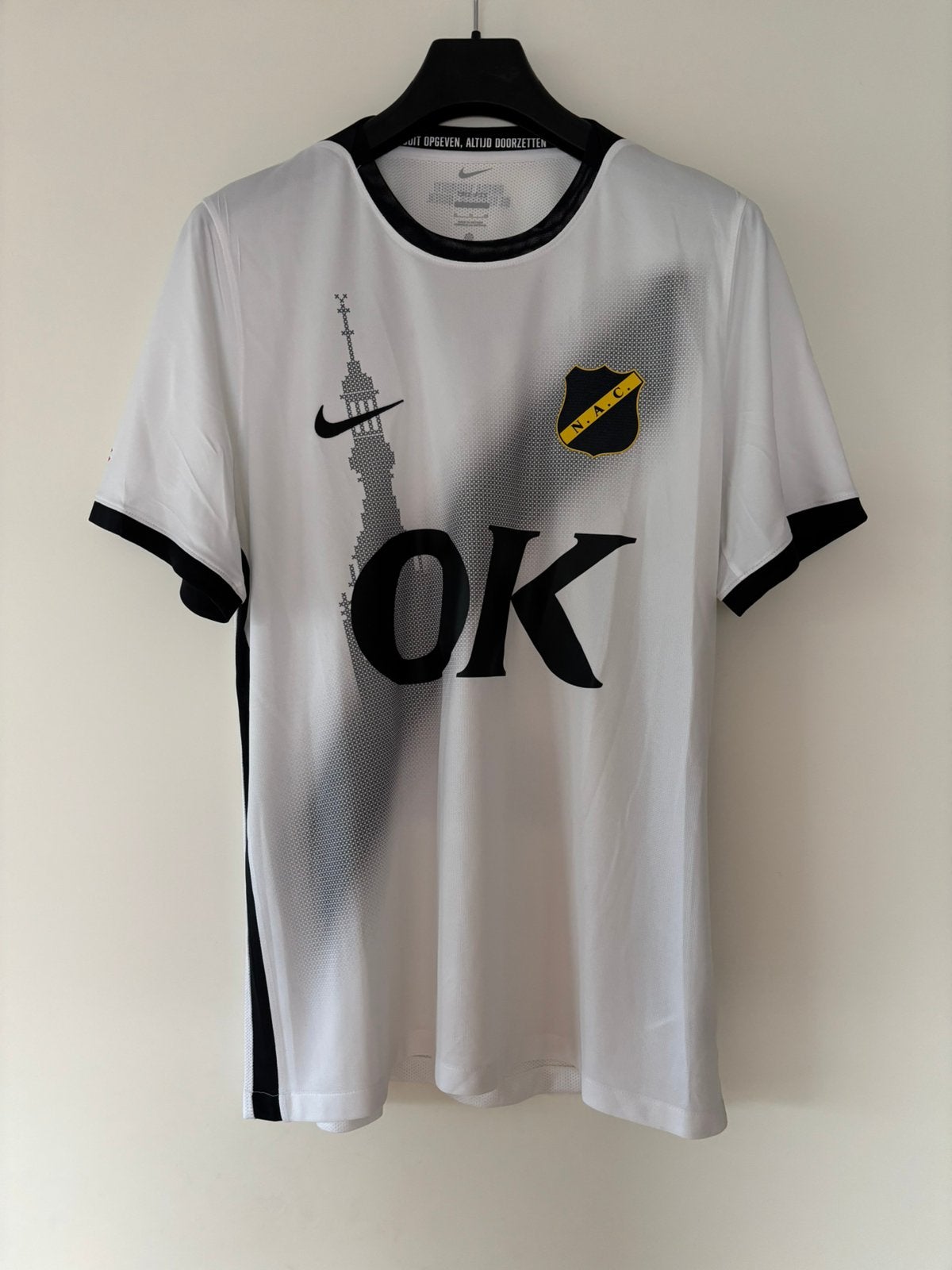NAC Breda uitshirt 2023-2024 Grote kerk, Maat XL, Ophalen of Verzenden, Zo goed als nieuw, Shirt