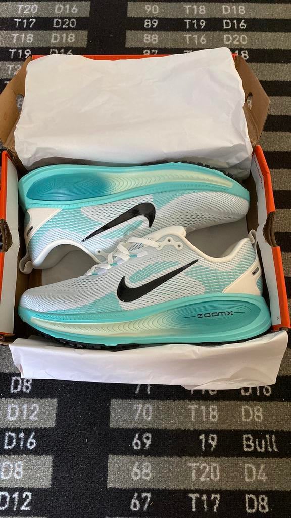 Nike ZoomX wit/lichtblauw, Nieuw, Ophalen of Verzenden, Wit, Sportschoenen