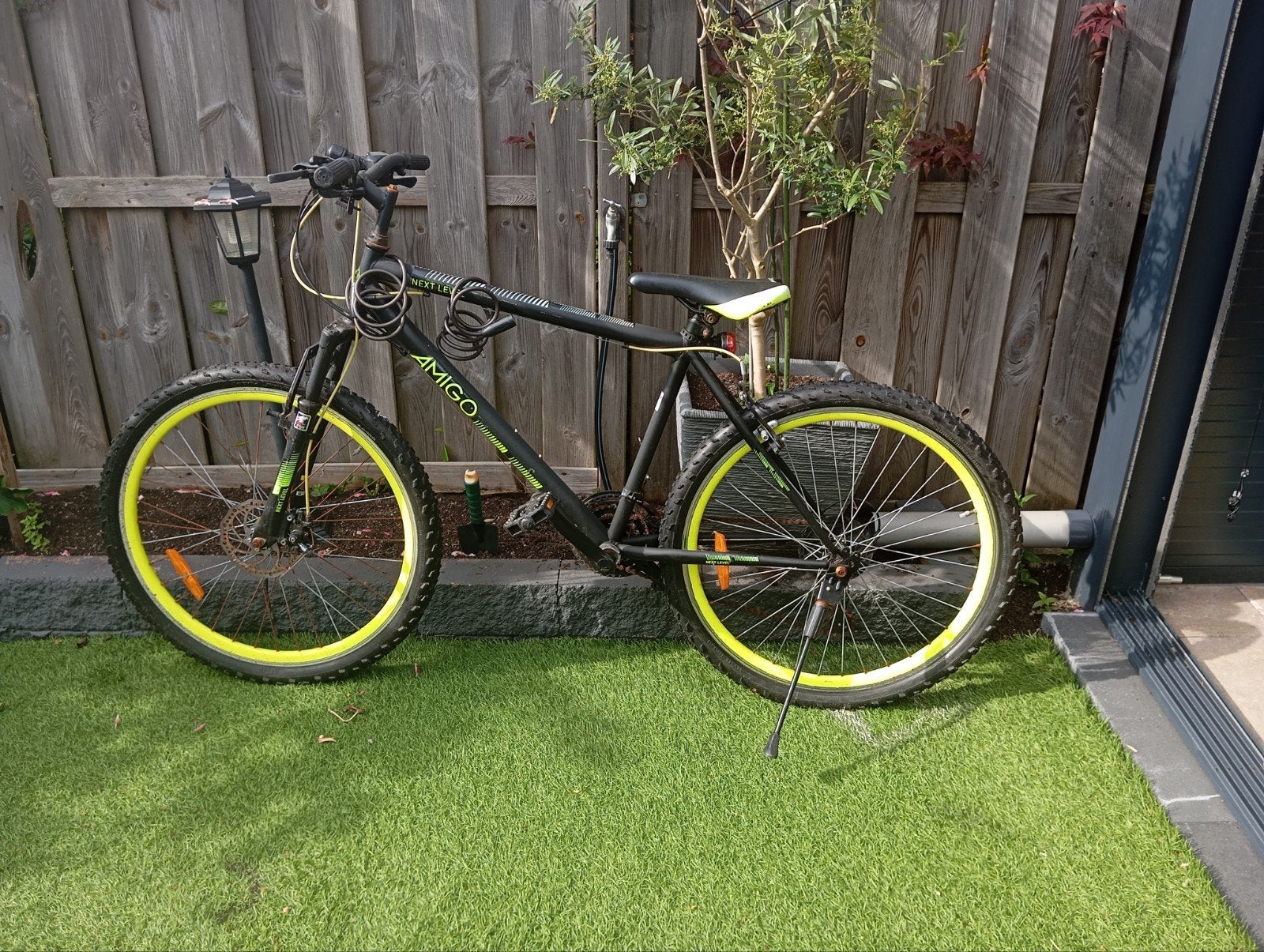 Amigo Next Level Mountainbike 26 inch - Zwart/Geel, Ophalen of Verzenden