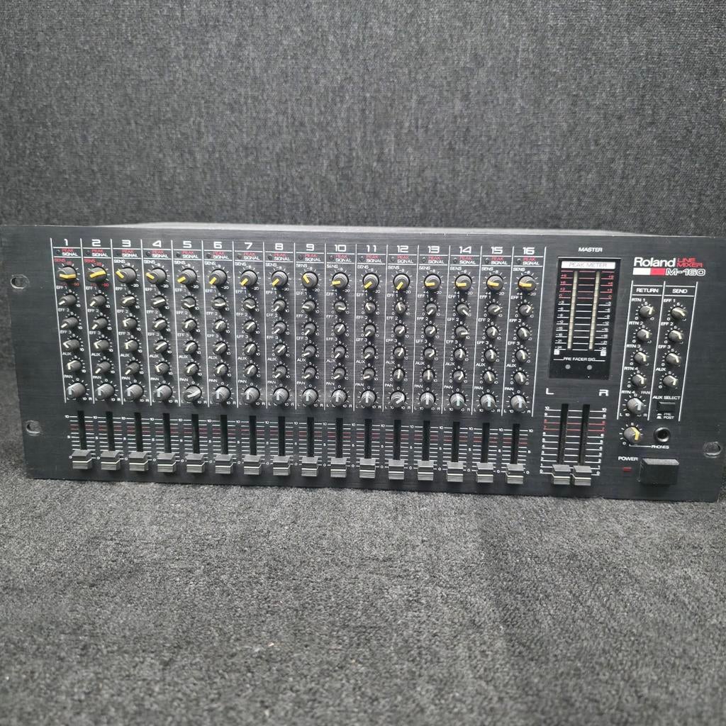 ROLAND  M-160   studio line mixer nostalgie, Ophalen of Verzenden, 120 watt of meer, Overige typen, Overige merken
