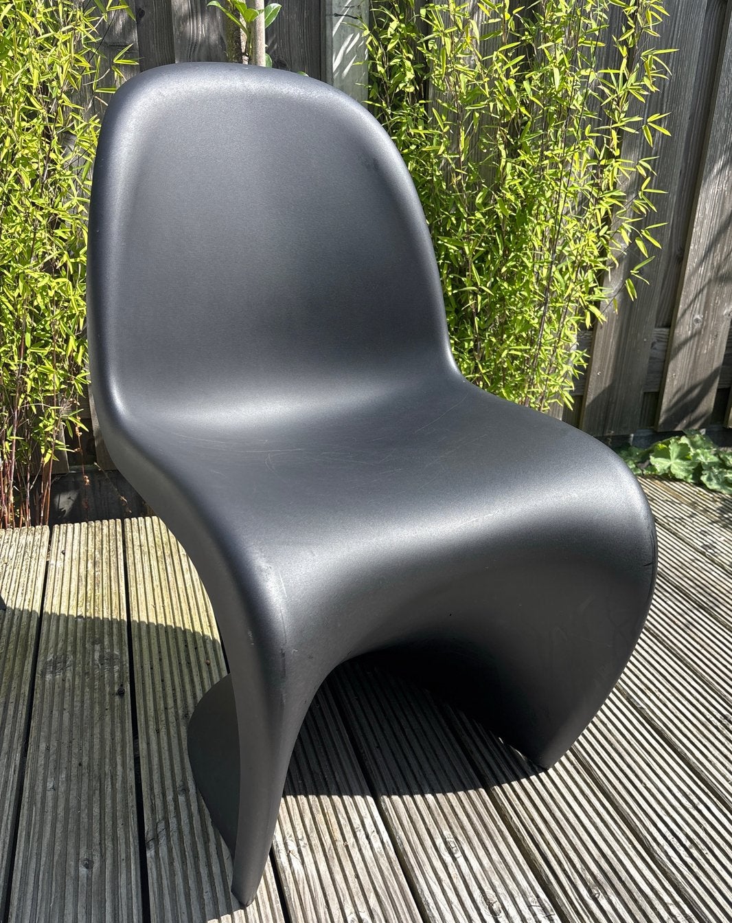 Vitra Panton Chair - Zwart - Gebruikt, Huis en Inrichting, Stoelen, Kunststof, Gebruikt, Zwart, Ophalen of Verzenden