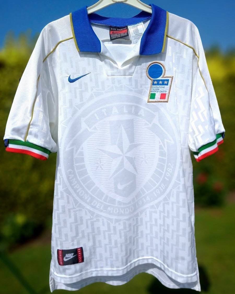 Italiaans uitshirt Seizoen 95/96, Ophalen of Verzenden, Zo goed als nieuw, Shirt