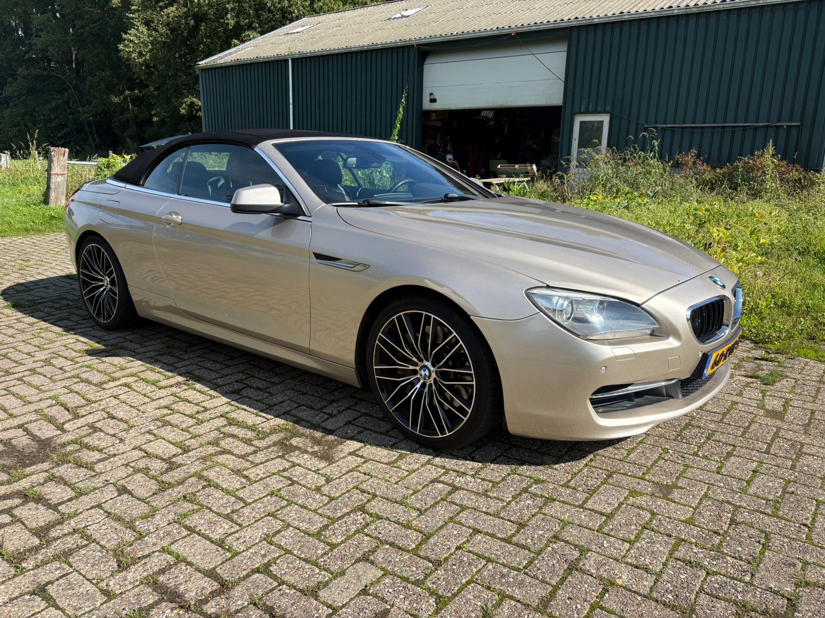 BMW 6-Serie 4.4 650I Cabrio  2011 NL auto inruil mogelijk, Auto's, Automaat, Achterwielaandrijving, Cabriolet, 120 €/maand