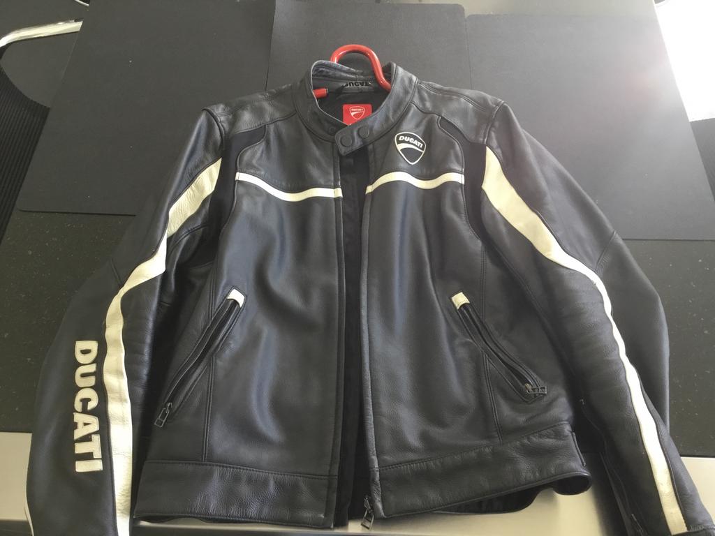 Prachtig leten Ducati motor jas, Motoren, Kleding | Motorkleding, Ophalen of Verzenden, Tweedehands, Heren, Jas | leer