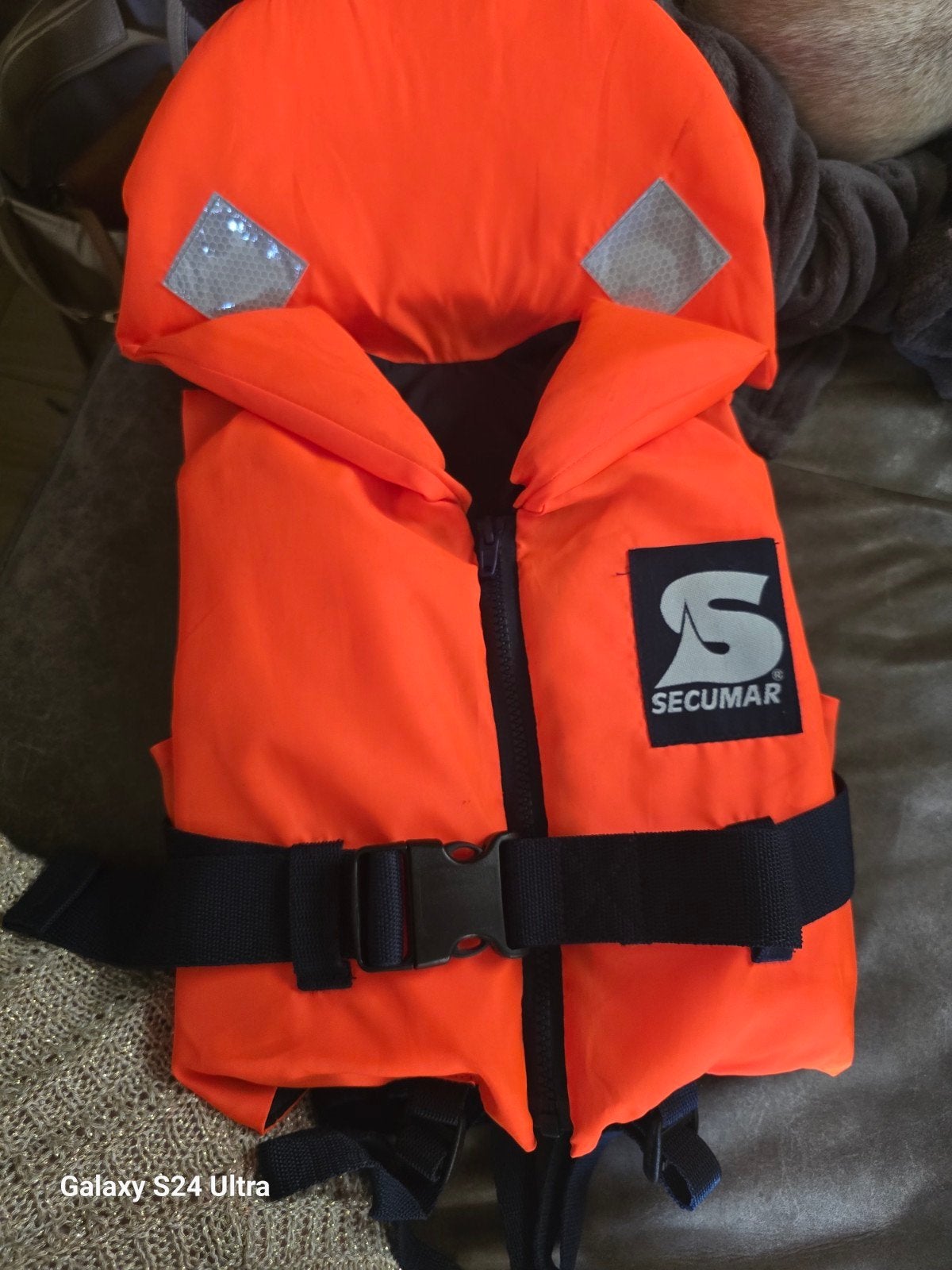 Kinder reddings/zwemvest 15-20kg, Watersport en Boten, Watersportkleding, Ophalen, Zo goed als nieuw, Kind, Reddingsvest of Zwemvest