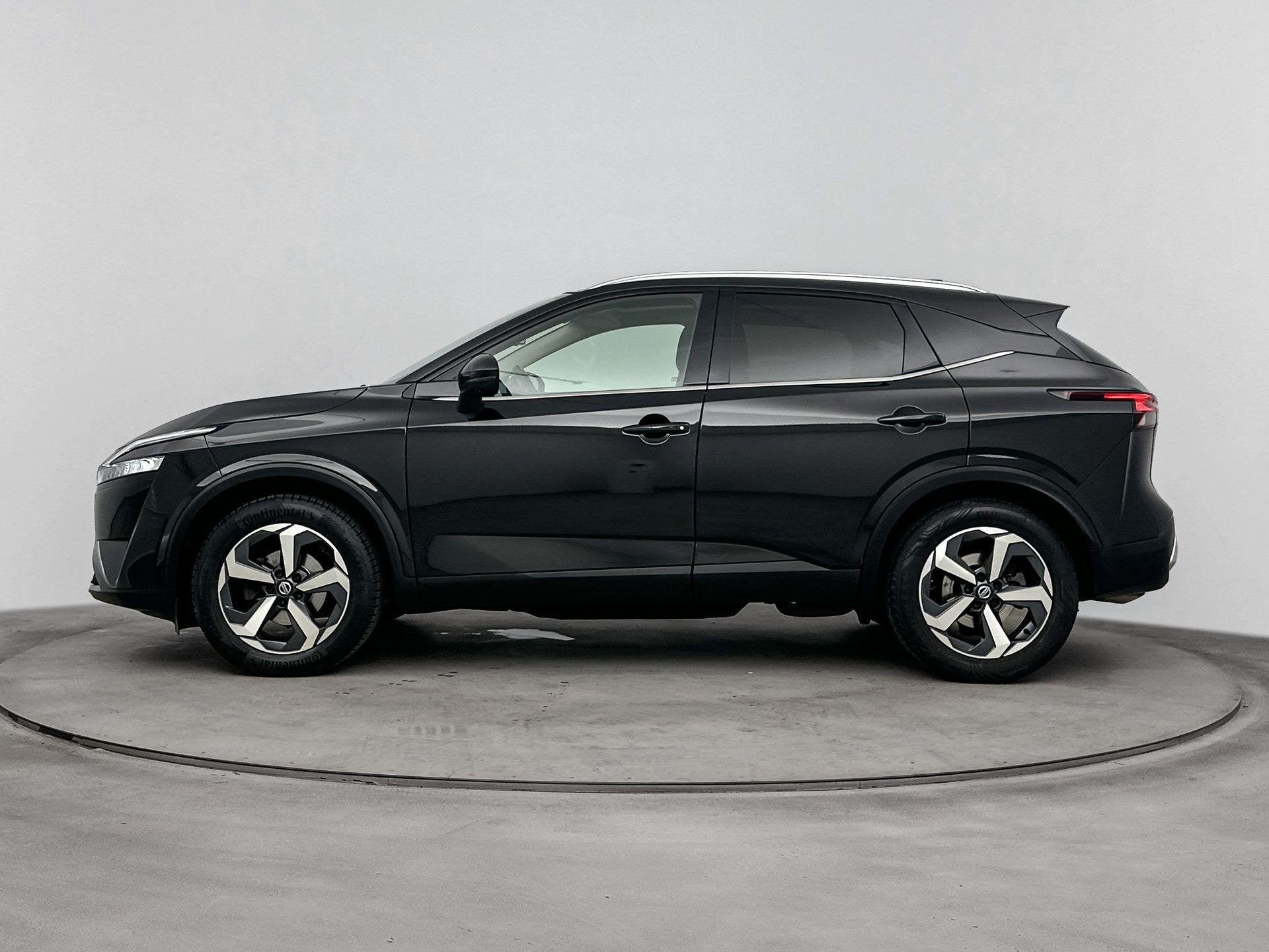 Nissan Qashqai 1.3 MHEV Xtronic Business Premium | Trekhaak, Auto's, Euro 6, Leder en Stof, Zwart, Qashqai