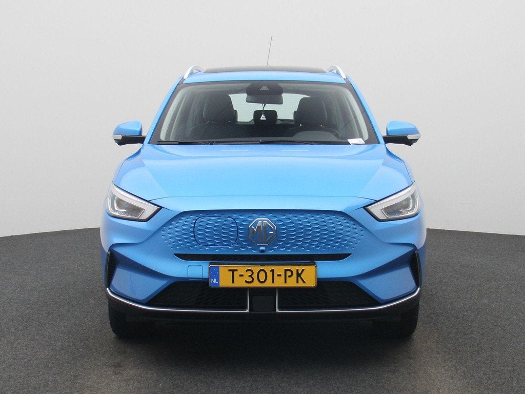 MG ZS EV Long Range Luxury 70 kWh | Navi | Leder | Panoramad, Auto's, MG, 12 maanden, Gebruikt, Origineel Nederlands, SUV of Terreinwagen