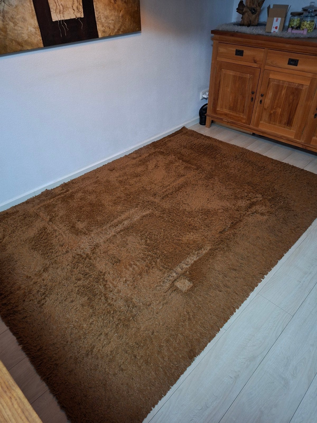 2 vloerkleden: rond bruin/zwart en vierkant bruin, Ophalen, 150 tot 200 cm, Rond, 200 cm of meer