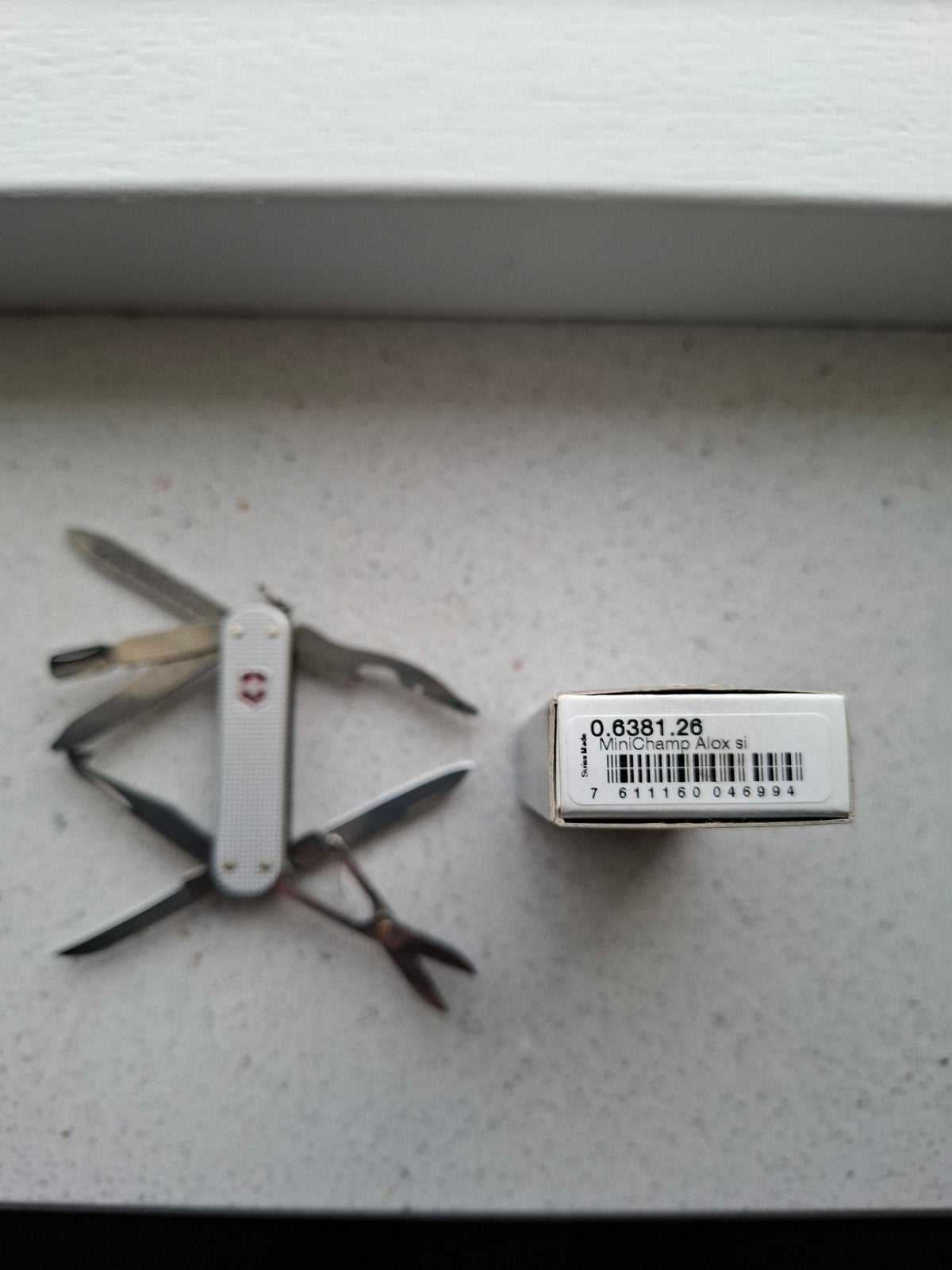 Victorinox Mini Champ Alox mes zakmes, Caravans en Kamperen, Ophalen of Verzenden, Nieuw