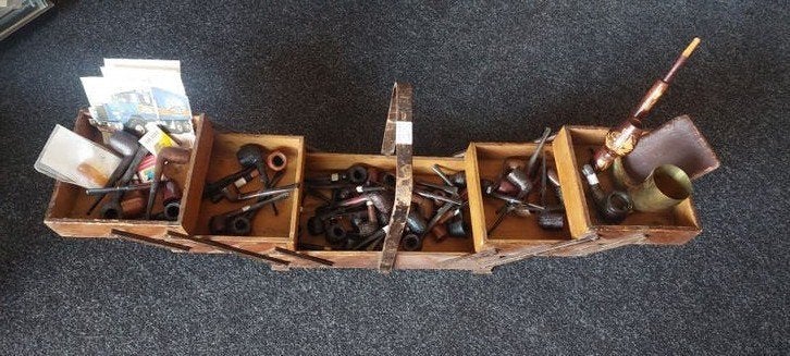 Grote collectie antieke pijpen en accessoires, Ophalen of Verzenden