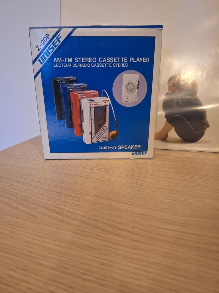 UNISEF Z-20P AM/FM CassetteSpeler - Nieuw uit de Jaren '80/, Audio, Tv en Foto, Walkmans, Discmans en Minidiscspelers, Ophalen of Verzenden