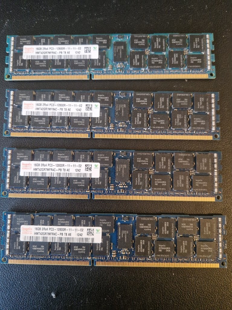 5x SK hynix 16GB DDR3 ECC Registered RAM – 64GB totaal, Computers en Software, Server, DDR3, Ophalen of Verzenden, Zo goed als nieuw