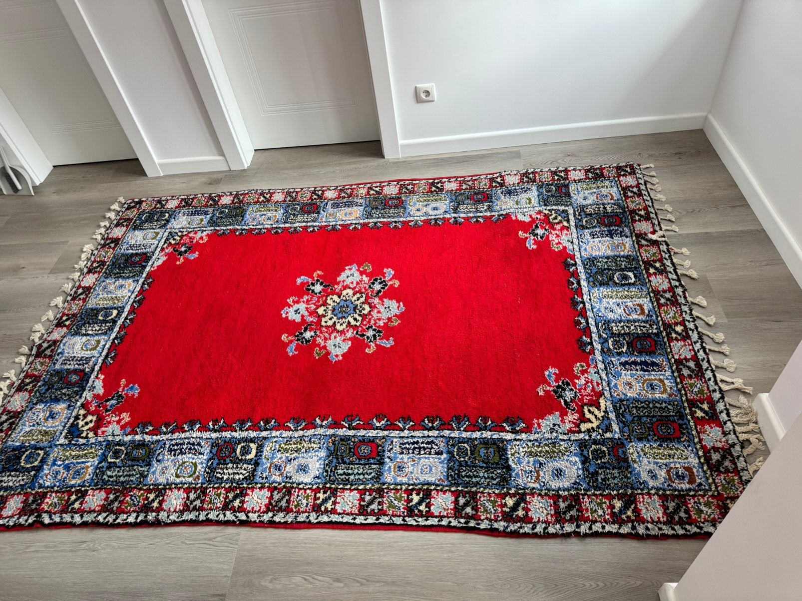 Handgeknoopt Marokkaans wollen tapijt 250 x 170 cm, 150 tot 200 cm, 200 cm of meer, Ophalen of Verzenden, Zo goed als nieuw