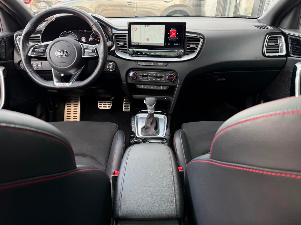 Kia ProCeed 1.6 T-GDI GT 204pk Aut Panoramadak Virtual Full, 15 km/l, Gebruikt, Wit, Origineel Nederlands