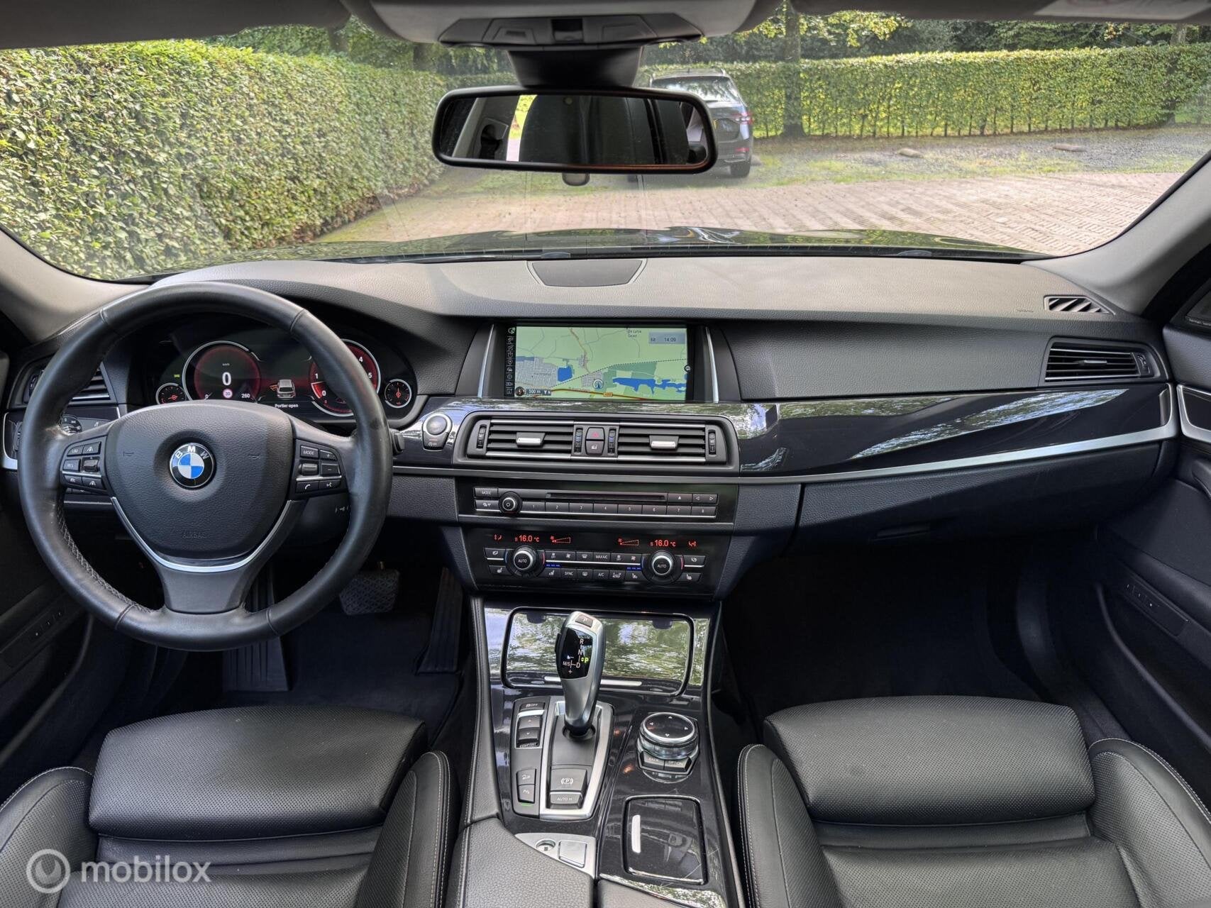 BMW 5-serie Touring 535xd High Executive ~ Pano ~ Head-Up ~, Auto's, Automaat, Gebruikt, Euro 6, 2993 cc