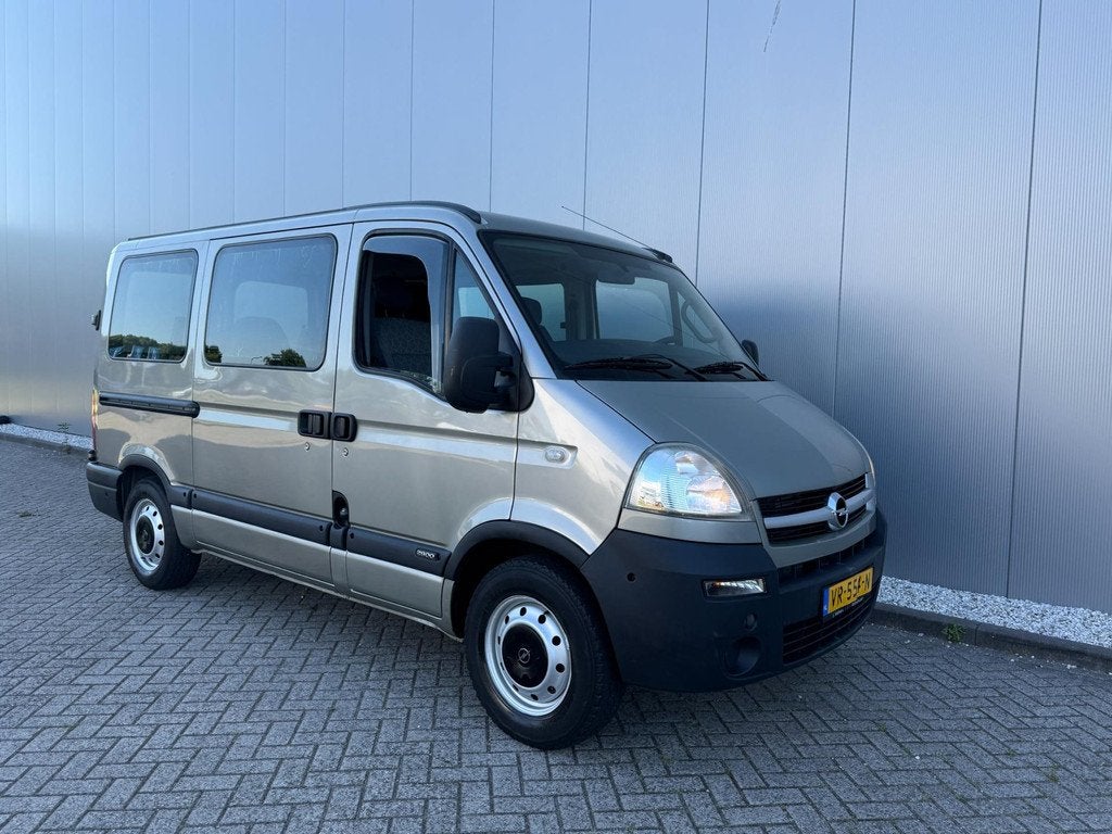 Opel Movano 2.5 Rolstoelbus Automaat 2009 | Elek Deuren | In, Auto's, Voorwielaandrijving, 101 pk, Gebruikt, 4 cilinders