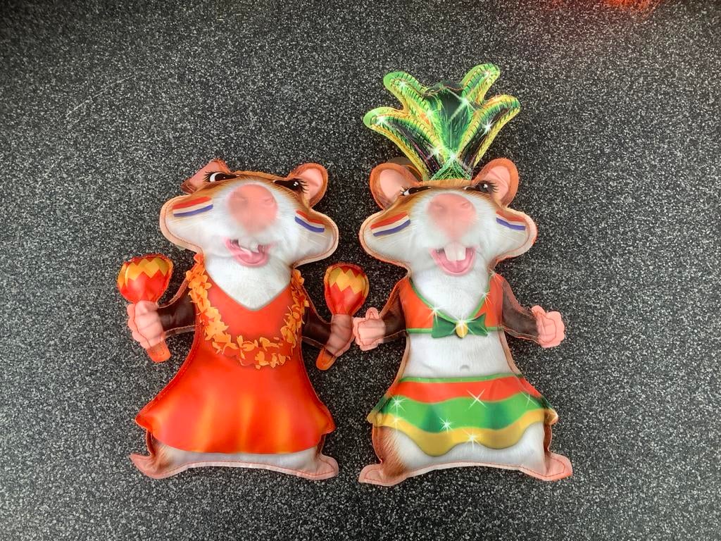 Twee vrolijke hamsters knuffels - Hawaï thema. Voetbal, 1 speler, Ophalen of Verzenden, Zo goed als nieuw, Vanaf 3 jaar