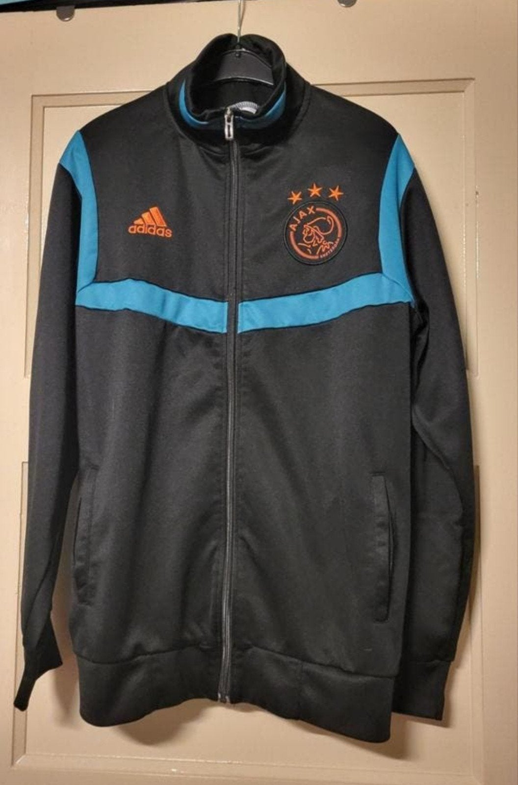 Ajax Adidas trainingsjack - Zwart met blauwe strepen, Maat 48/50 (M), Zwart, Ophalen of Verzenden, Adidas