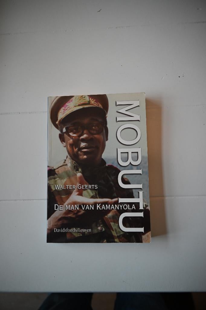 Mobutu de man van Kamanyola, 20e eeuw of later, Afrika, Ophalen of Verzenden, Zo goed als nieuw