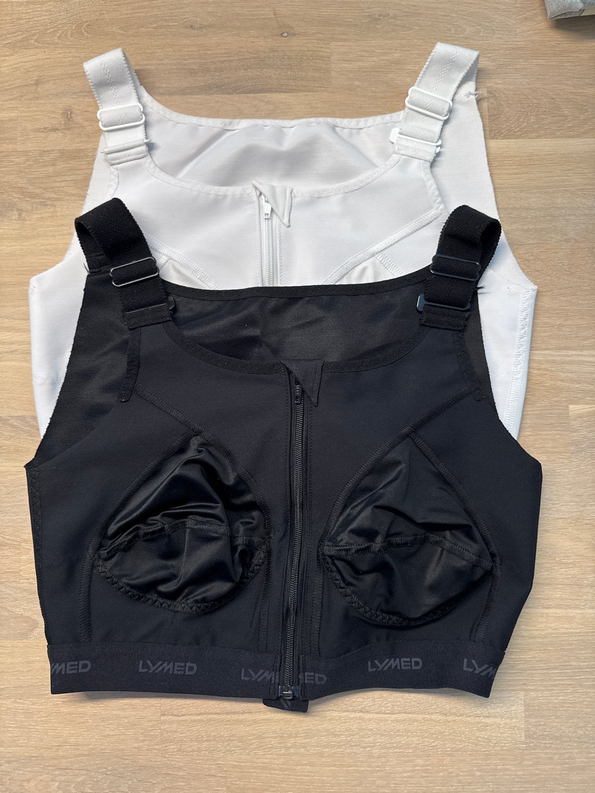 Lymed compressie BH - Zwart en Wit - Maat M, Kleding | Dames, Ophalen of Verzenden, Zwart, BH