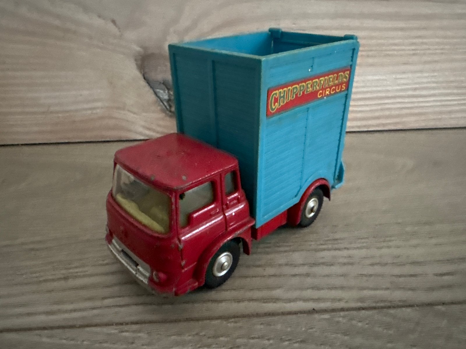 Corgi Toys 503 Chipperfield's Circus Bedford Giraffe Transpo, Ophalen of Verzenden, Gebruikt