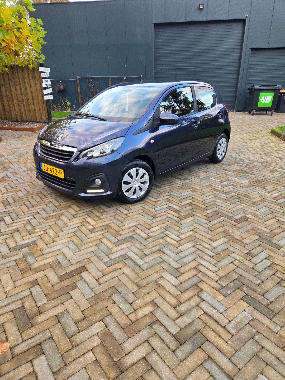 Peugeot 108 1.0 12V E-vti 51KW 5DR 2016 Blauw, Voorwielaandrijving, Origineel Nederlands, Handgeschakeld, 26 km/l