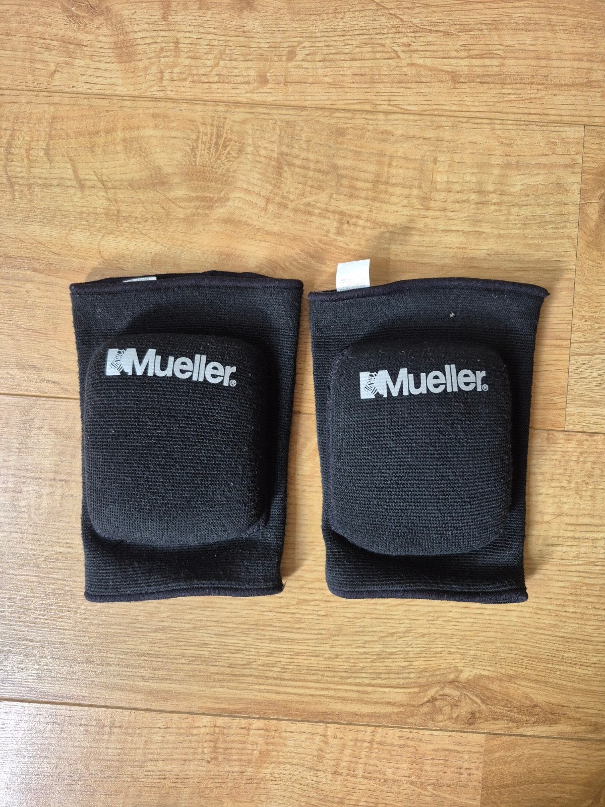 Mueller Kniebeschermer / Kniebrace maat S, Ophalen of Verzenden, Zo goed als nieuw, Bescherming