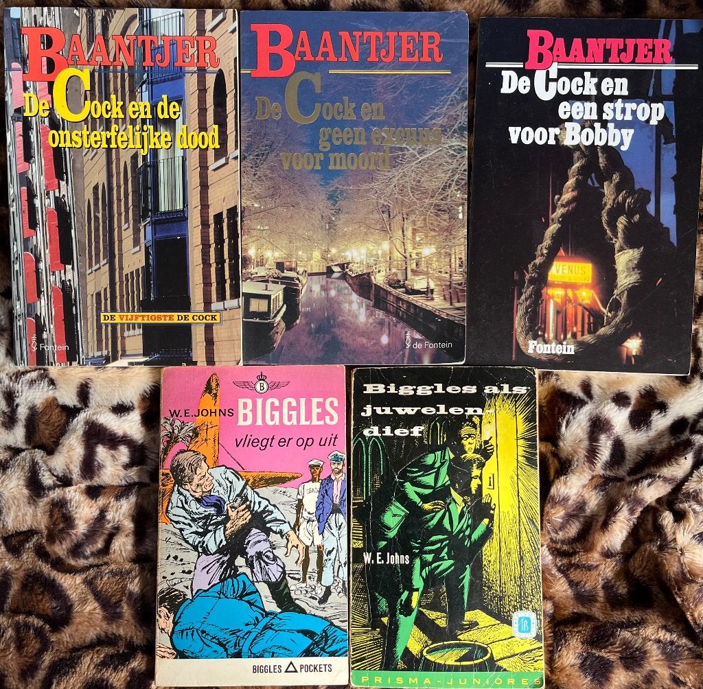Baantjer 3x + Biggles 2x, Ophalen of Verzenden, Gelezen