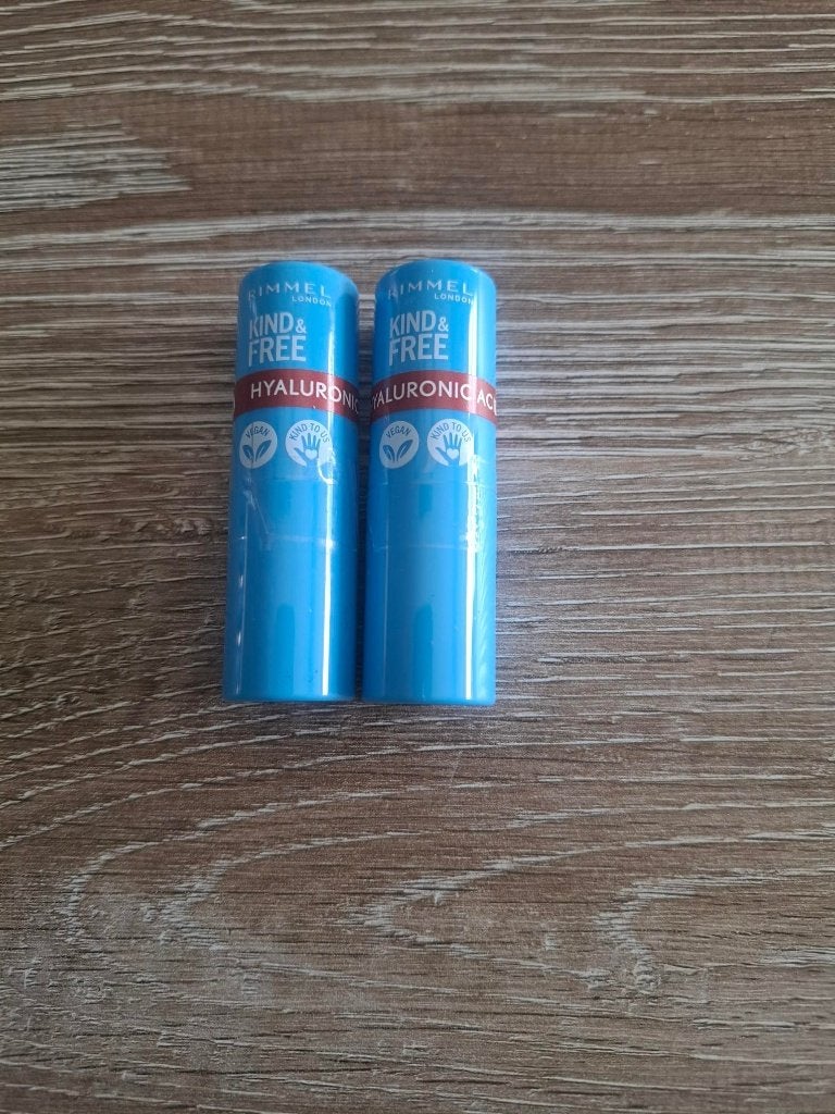 Rimmel Kind & Free Hyaluronic Acid Lipstick (advr 29), Nieuw, Ophalen of Verzenden, Make-up, Overige kleuren