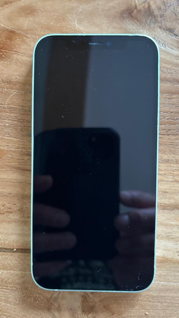 Nette Apple iPhone 12, Telecommunicatie, Mobiele telefoons | Apple iPhone, Gebruikt, Ophalen of Verzenden, 87 %, Zonder simlock