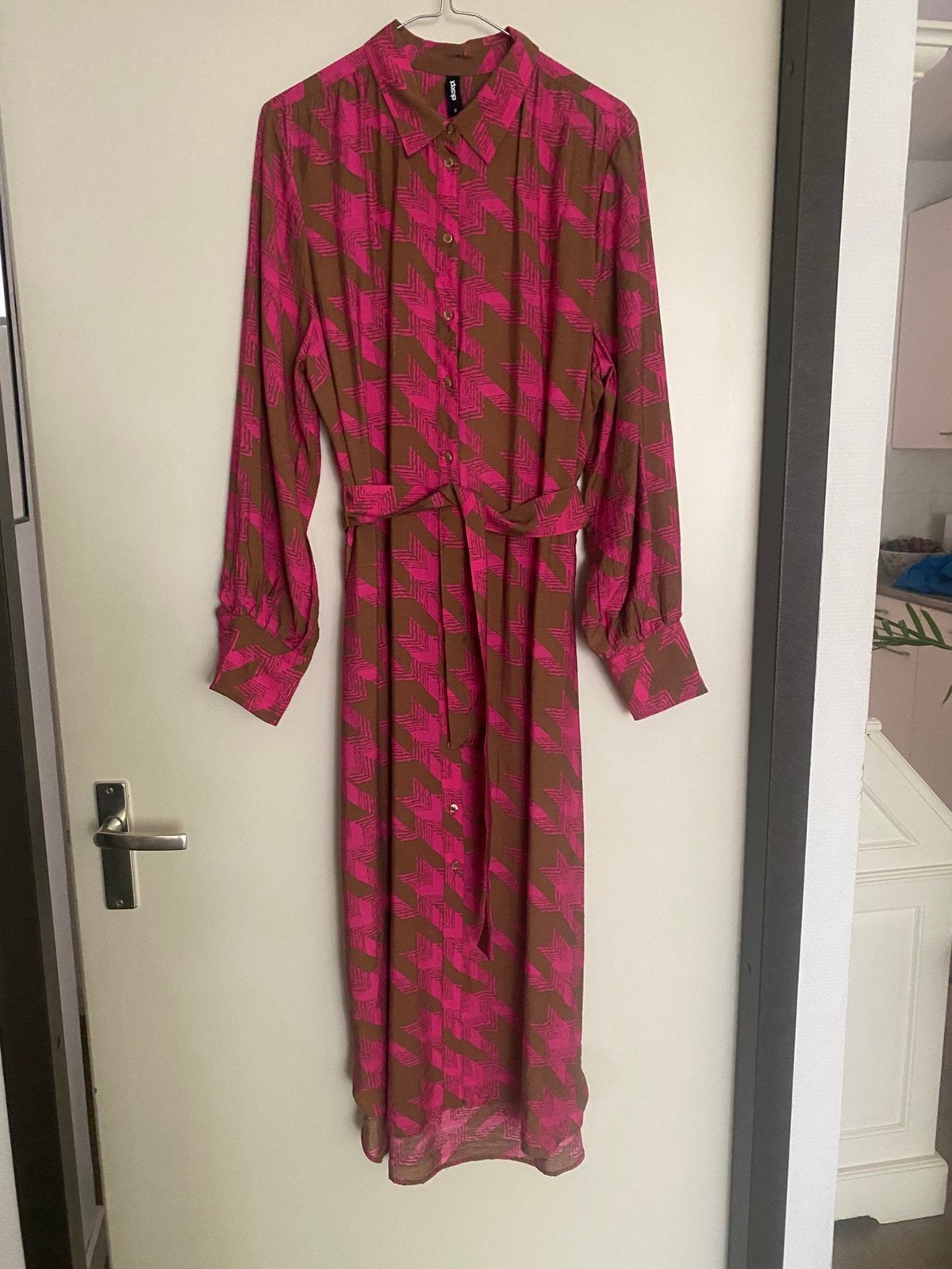 Midi jurk, Kleding | Dames, Huispakken, Ophalen of Verzenden, Zo goed als nieuw
