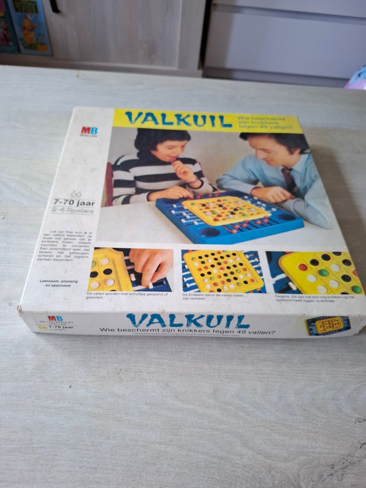 Valkuil Bordspel MB Spellen - Klassiek Gezelschapsspel, Niet van toepassing, oud product, Milton Bradley Company, Ophalen of Verzenden