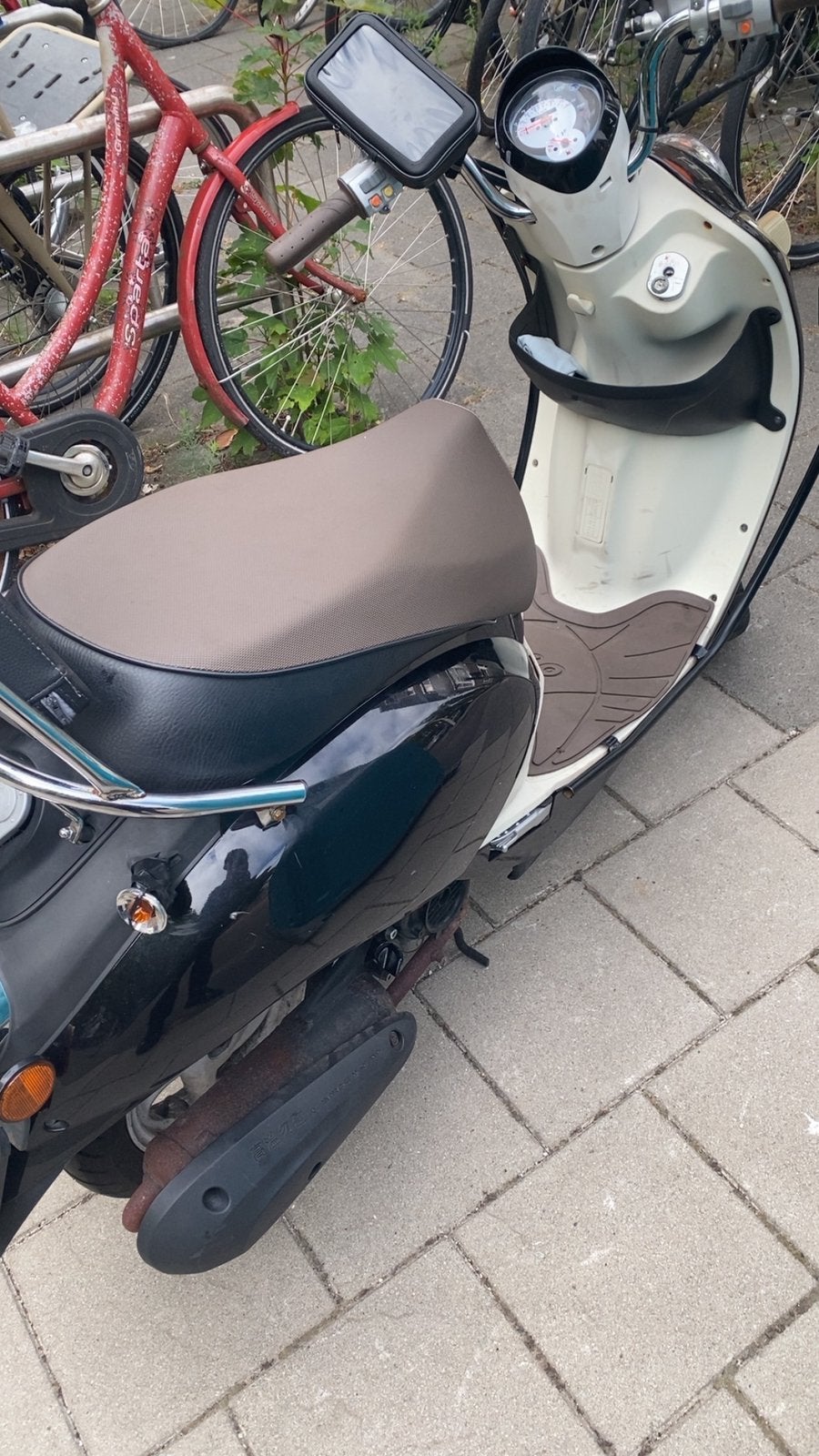 Sym mio start niet, Ophalen, Zo goed als nieuw, Benzine, Mio