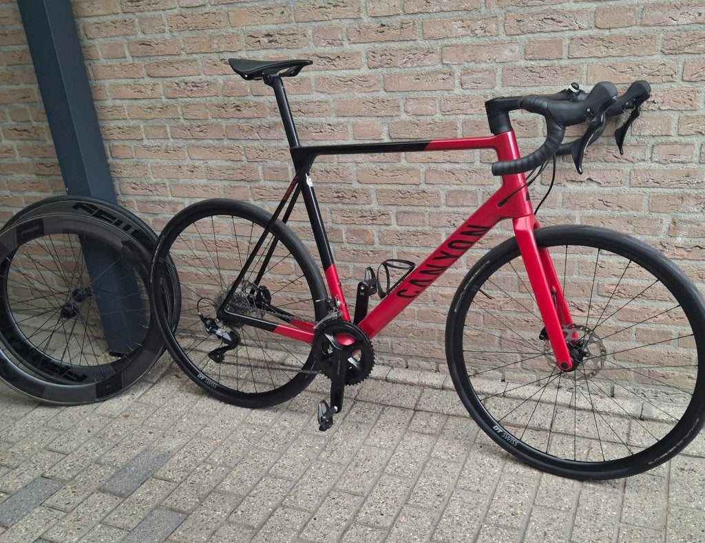 Canyon Ultimate CF SL 7-FFWD 60mm-2XL-2025-nieuwstaat, Overige merken, 28 inch, Carbon, Heren