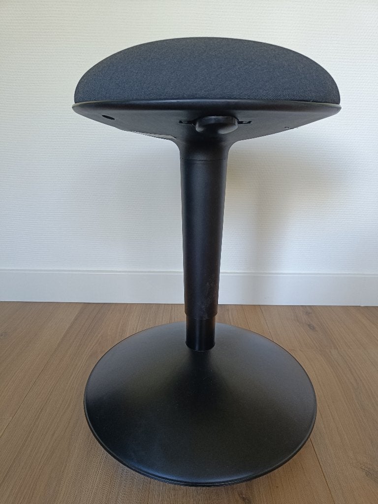 Zit-/sta kruk NILSERIK IKEA, Ophalen, Zwart, Zo goed als nieuw, Bureaukruk