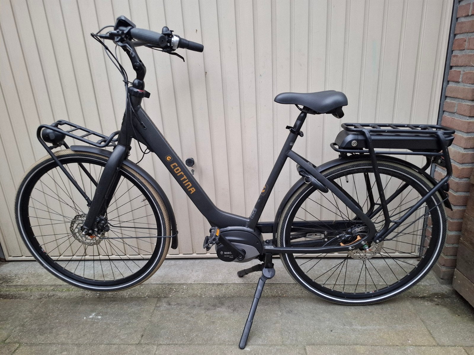 Cortina e-common family 28 inch 7v dames ebike bosch 3000km, Fietsen en Brommers, Versnellingen, 56 cm of meer, Zo goed als nieuw