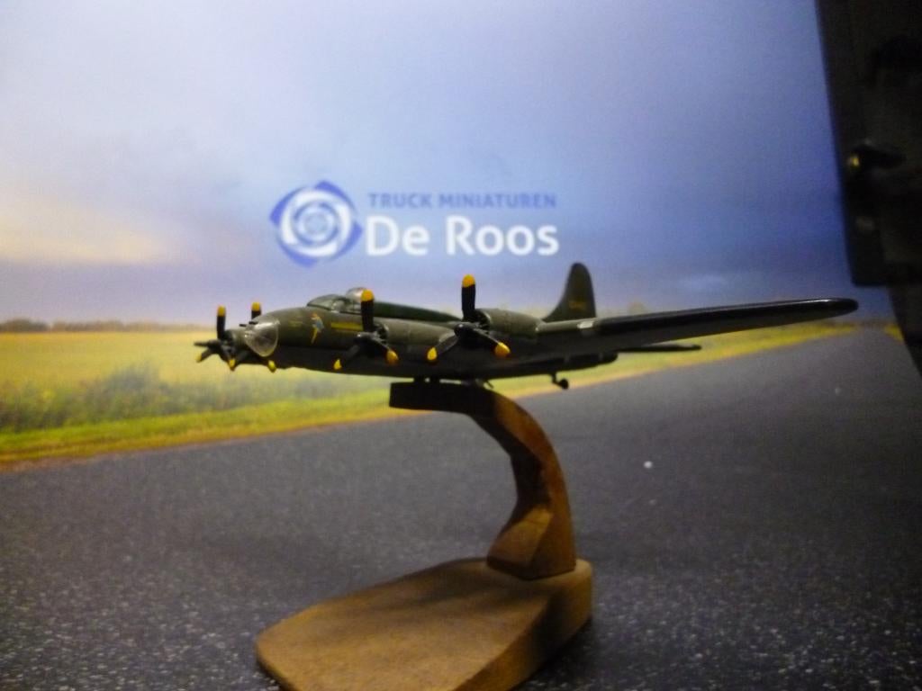 B17 bommenwerper, Overige merken, Ophalen of Verzenden, Zo goed als nieuw, Groter dan 1:72